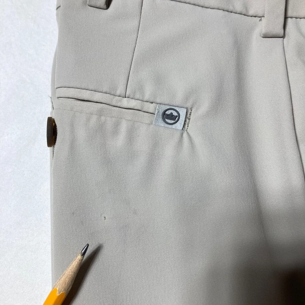 Peter Millar Crown‎ Crafted Nylon Pants Men's Size 34x32 (29) Beige Golf Stretch